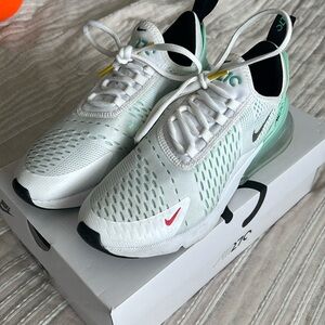 Women’s Nike Air Max 270 - bundle and save!